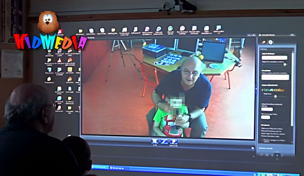 " Άκου τη φωνή σου….."